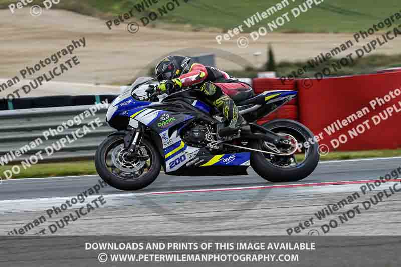 cadwell no limits trackday;cadwell park;cadwell park photographs;cadwell trackday photographs;enduro digital images;event digital images;eventdigitalimages;navarra;no limits trackdays;peter wileman photography;racing digital images;trackday digital images;trackday photos